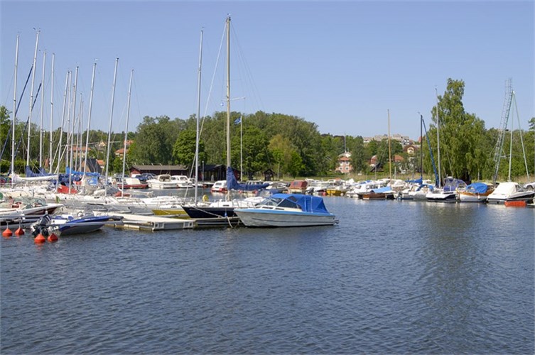 Brevikshamn